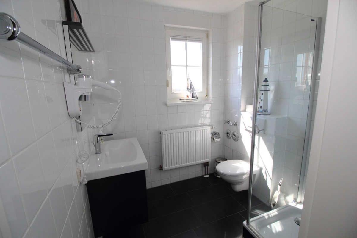 Ferienwohnung Kranichglueck Neddesitz Екстериор снимка