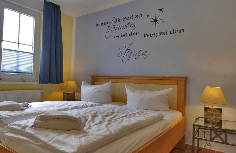 Ferienwohnung Kranichglueck Neddesitz Екстериор снимка