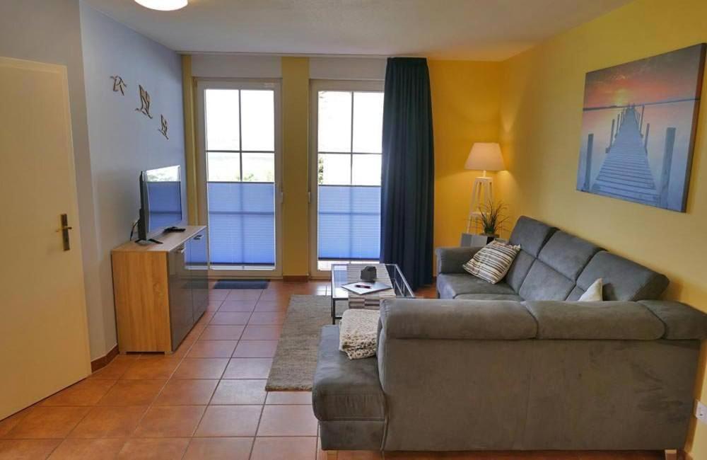 Ferienwohnung Kranichglueck Neddesitz Екстериор снимка
